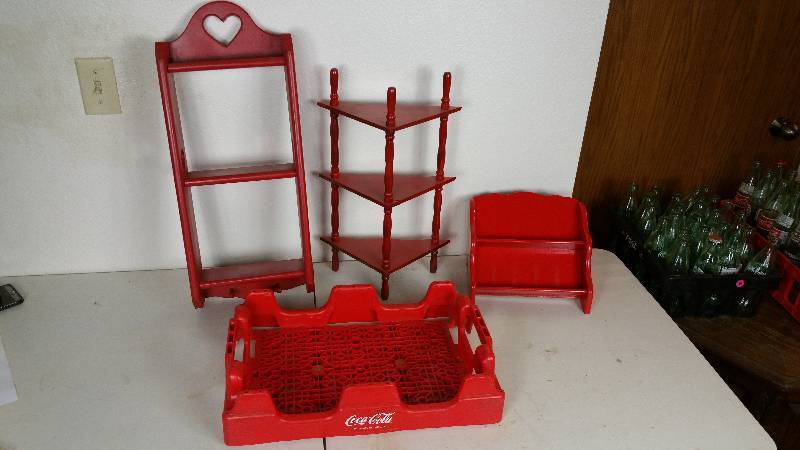 lot 92 image: Coca-Cola Collectibles Display Racks and Delivery Tray