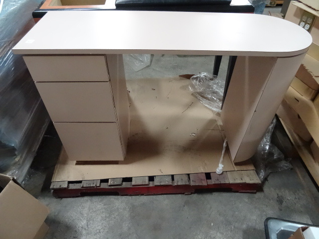 Work Station