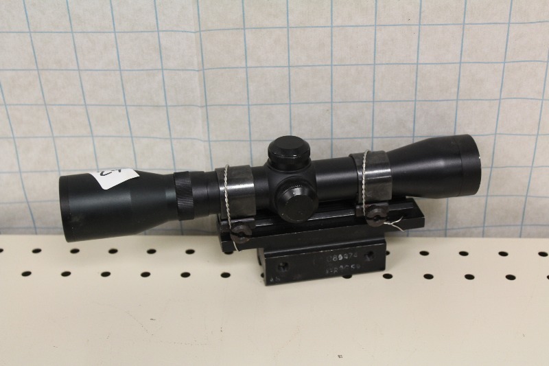lot 29 image: Scope
