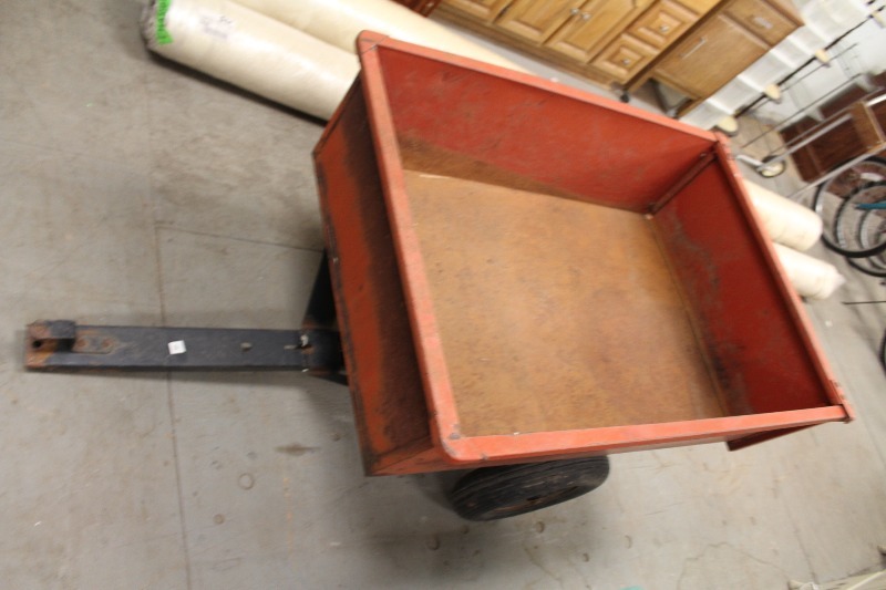 lot 41 image: Garden Cart
