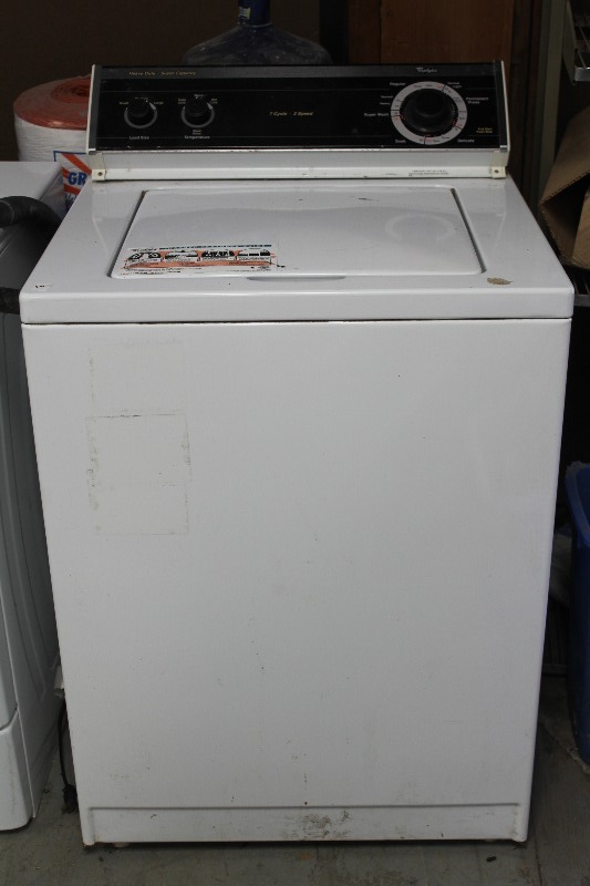 lot 50 image: Whirlpool Washing Machine