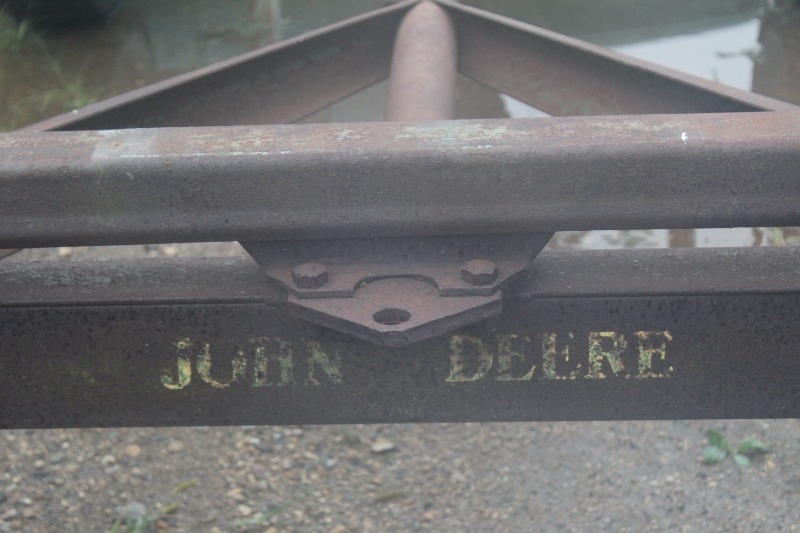 lot 14 image: John Deere Running Gear