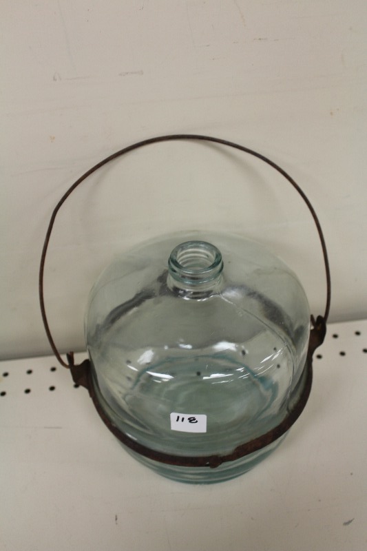 lot 118 image: Antique Hanging Oil Lamp