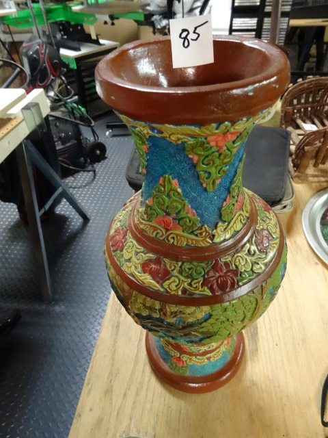 lot 85 image: Large Decorative Vase