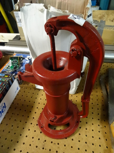 lot 92 image: Water Source Well Pump PP500 never used