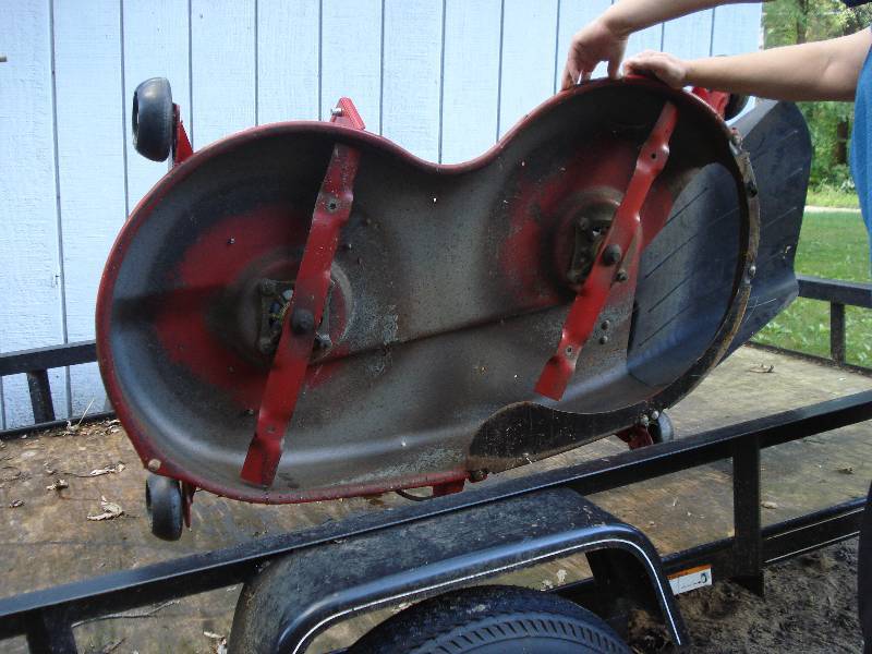 lot 109 image: Craftsman 46in mower deck.2-blade