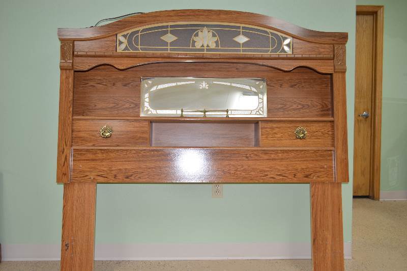 lot 2 image: Bed 2-drawer headboard with glass mirror