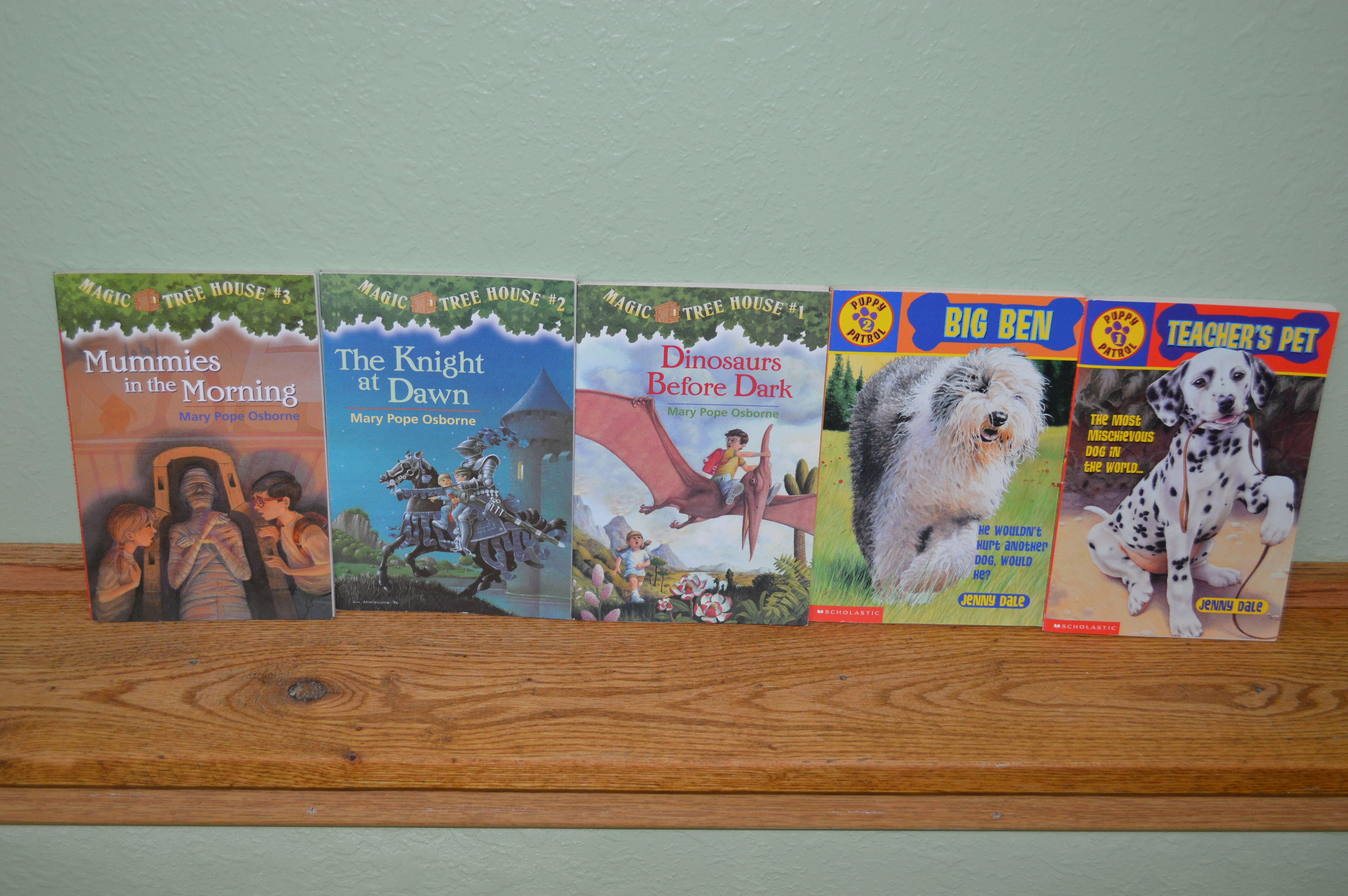 lot 58 image: Childrens series books