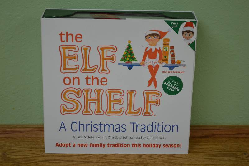 lot 75 image: Elf on The Shelf (NEW IN BOX)