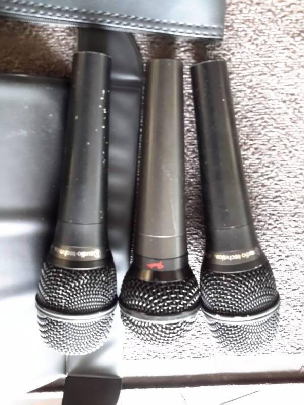 lot 98 image: 3 Microphones.. No cords.. 1, Shure  2, Audio Technics