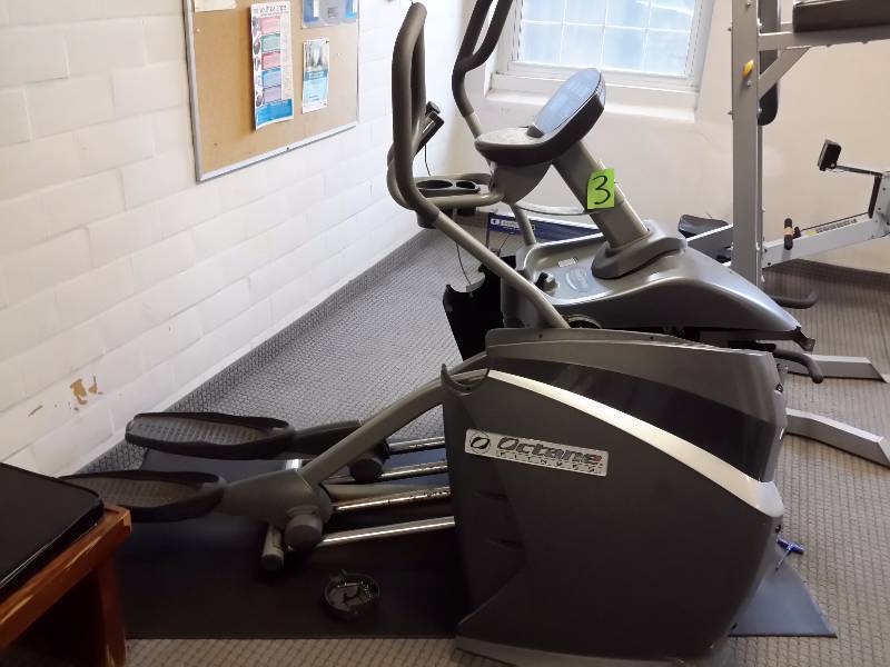 lot 3 image: OCTANE Fitness Elliptical Machine