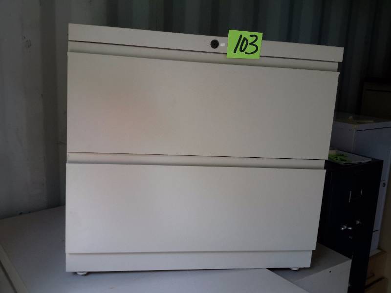 lot 103 image: 2 Drawer, LATERAL, under counter, File Cabinet.. Nice shape