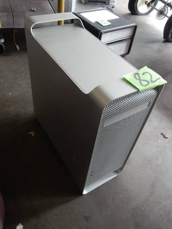 lot 82 image: Apple Computer Tower..