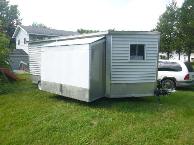 lot 13 image: 2016 Homemade Fish House