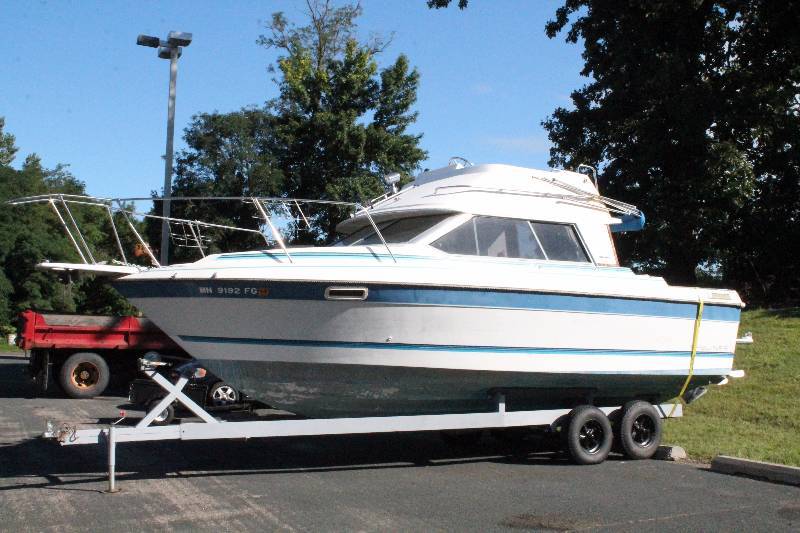 BayLiner Boat