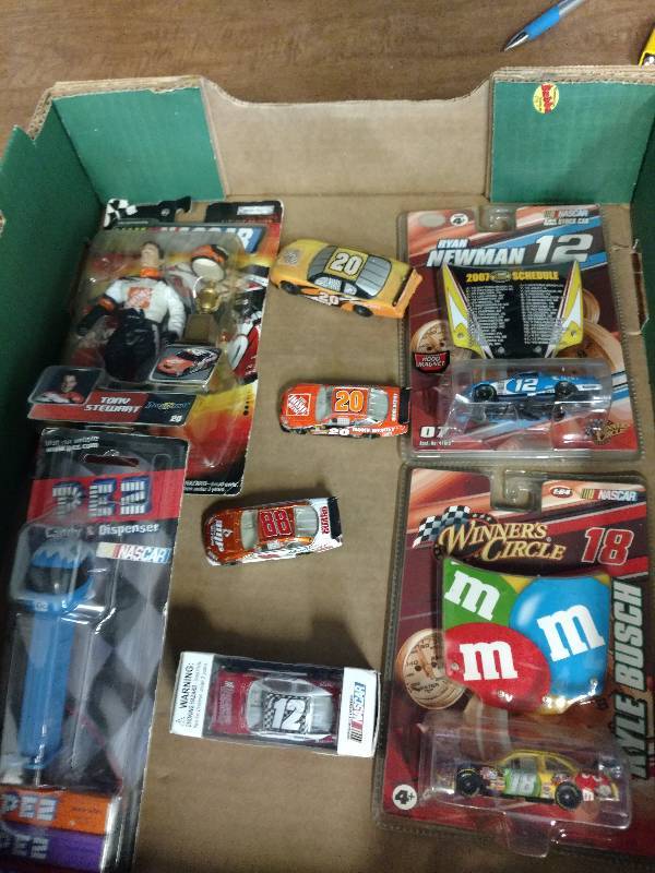 lot 64 image: Nascar Lot
