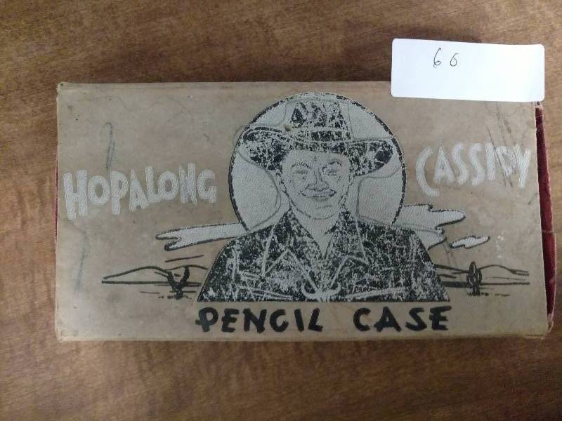 lot 65 image: Vintage Hopalong Cassidy Pencil Case