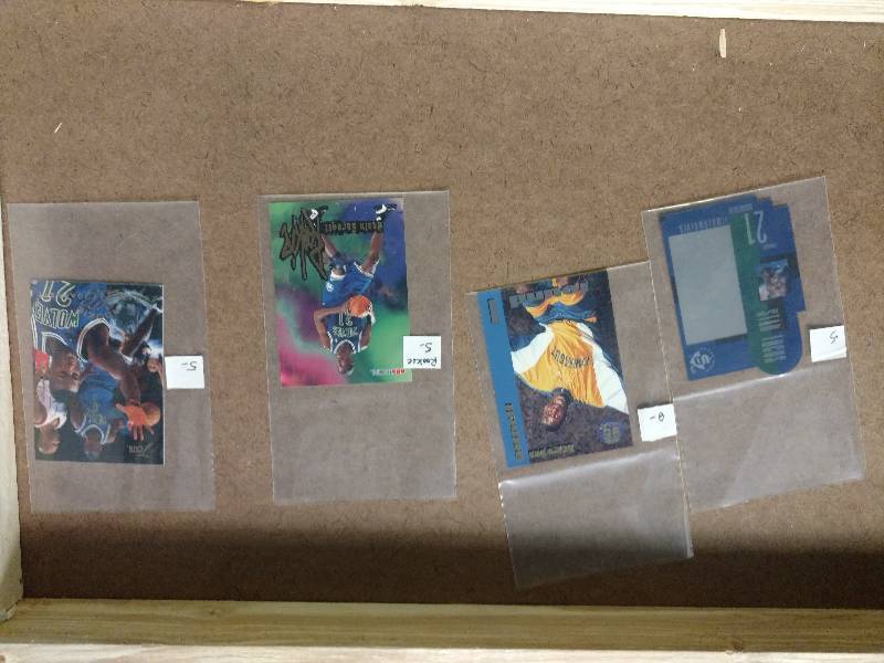lot 73 image: NBA Card Lot