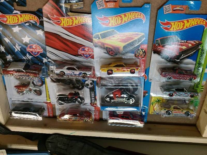 lot 89 image: Hot Wheels Lot