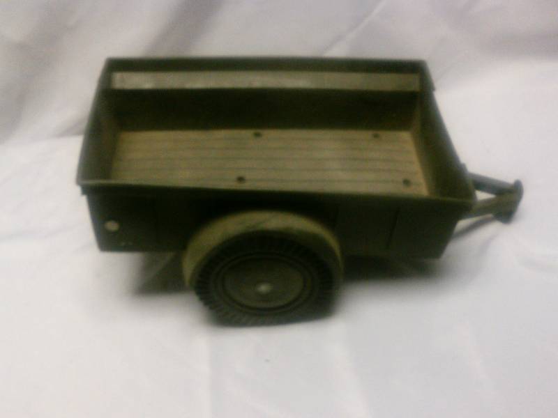 lot 3 image: Army Trailer - Green vintage Large scale