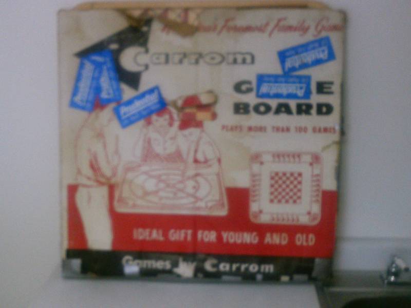 lot 36 image: Carrom Board Game
