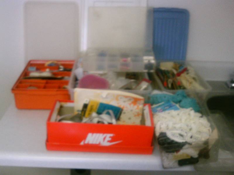 lot 51 image: Tupperware Organizer (lot of 5)