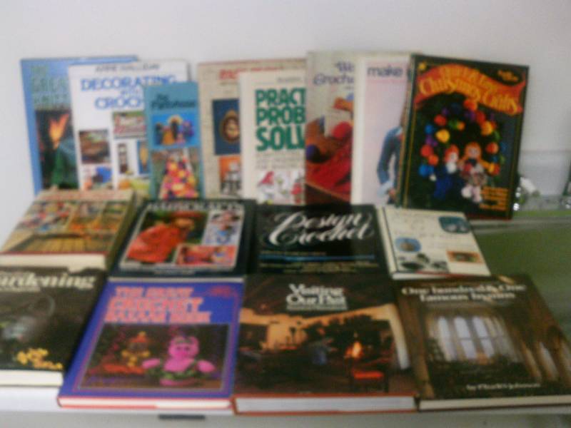 lot 67 image: Books (16) Craft and Gardening