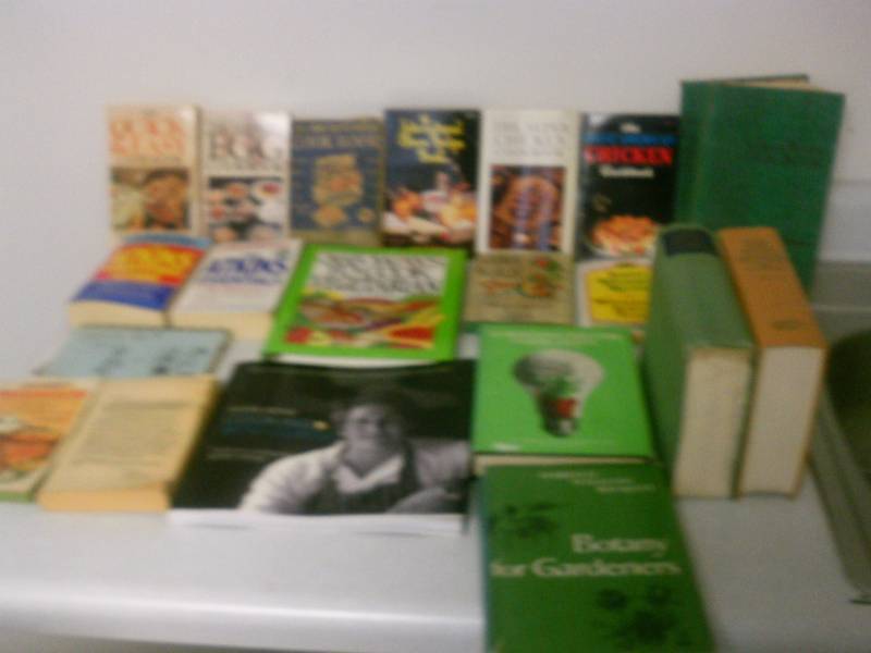 lot 77 image: Books (20) Gardening and Cookbooks