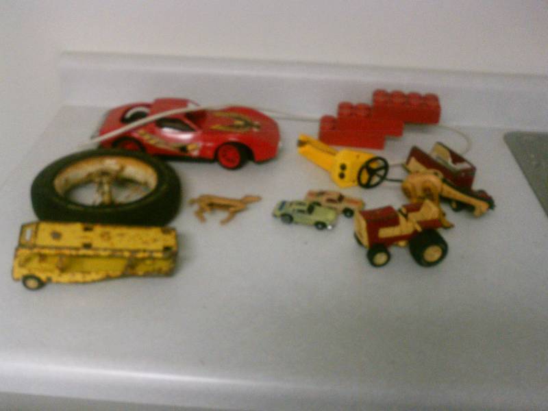 lot 90 image: Misc. Vintage Toys
