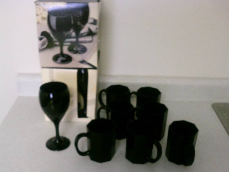 lot 107 image: Libbey Stemware - 8 stemmed goblets, new in box