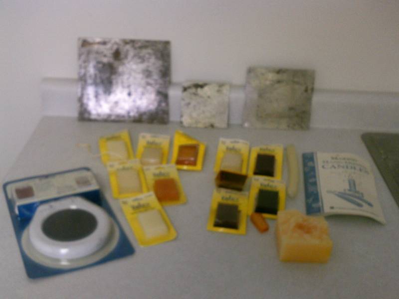 lot 113 image: Craft - candle making supplies