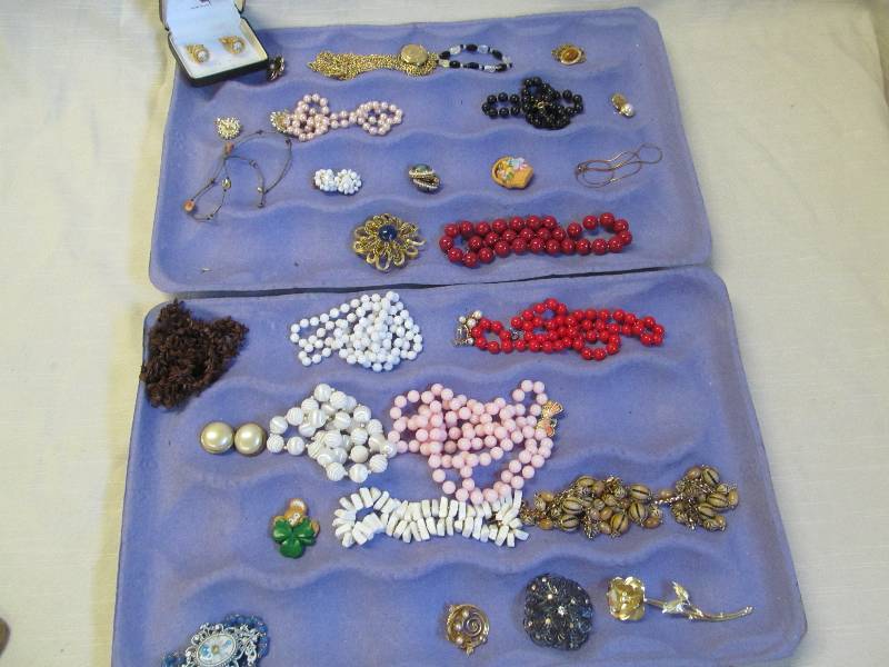 Vintage Jewelry