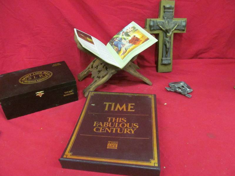 Vintage Book HolderCigar Box