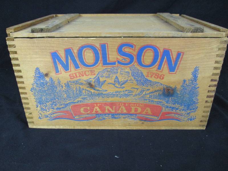 Molson Canada Wood Beer Box Foley Auction Wildlife Collectibles