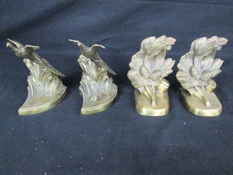 lot 44 image: PMC Cast Brass Bookends