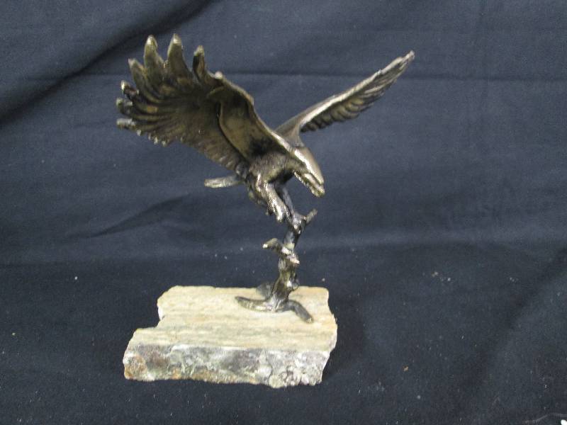lot 54 image: Brass Eagle Statue