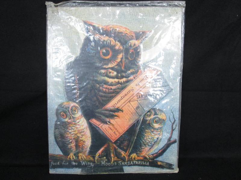 lot 59 image: Collectable Embossed Tin Sign