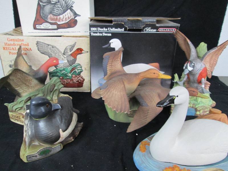 lot 71 image: Ducks Unlimited Decanters