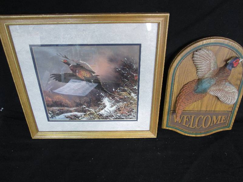 lot 135 image: Jennings Decoy Company Pheasant Welcome Sign