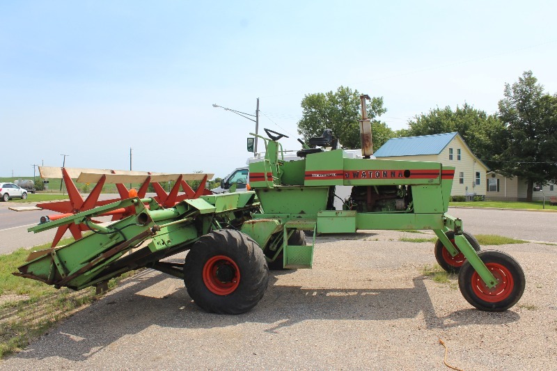 Owatanna 261 Hydrostatic Swather
