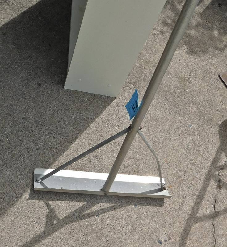 long handled roof rake