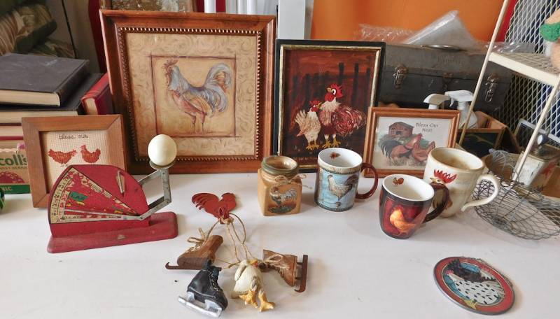 Rooster collection lot