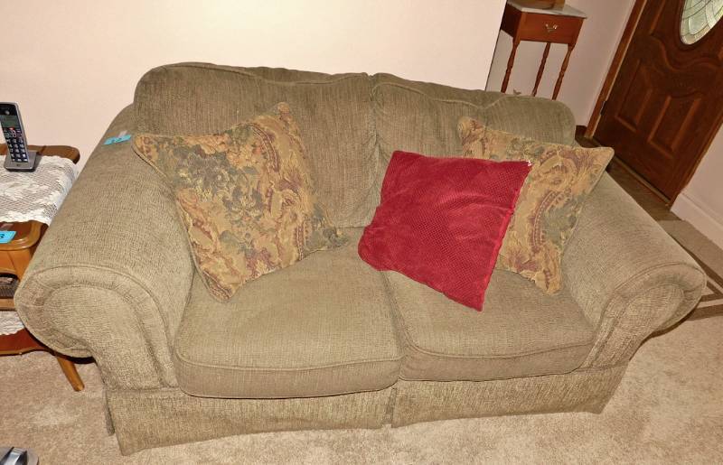 high end loveseat