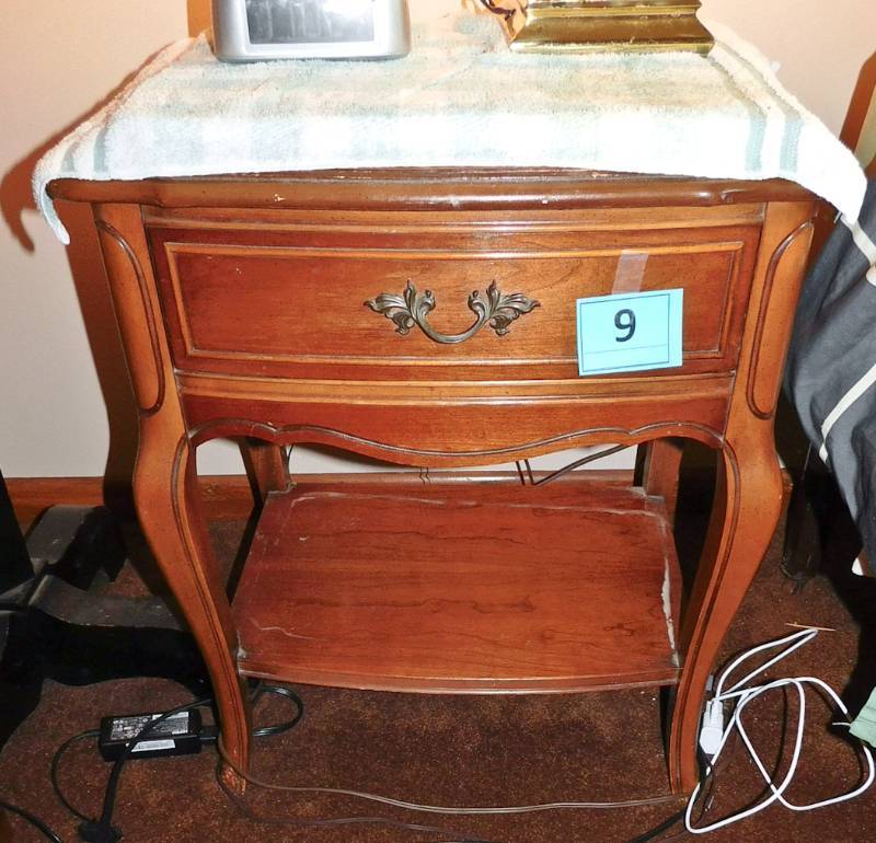maple wooden end table