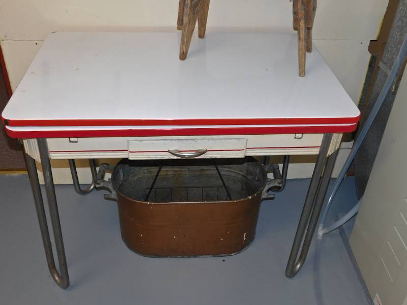 vintage red and white enamel table