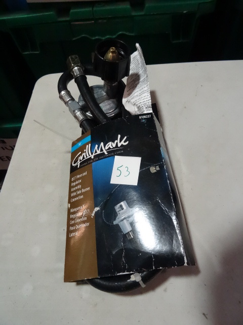 NEW Grillmark QCC1 Propane Hose and Regulator with Side Burner Connection