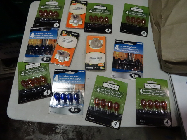 NEW Large Lot Low Voltage Light Bulbs