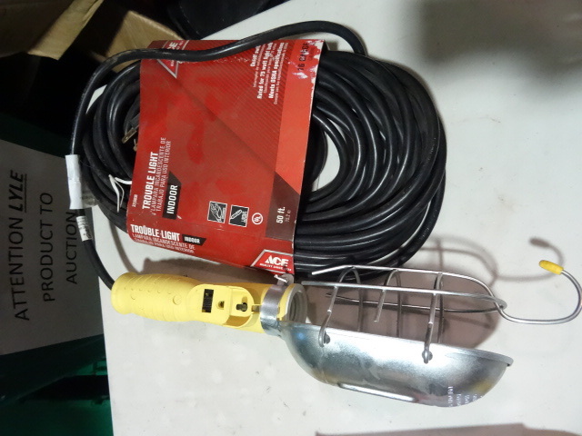 NEW 50 ft Trouble Light
