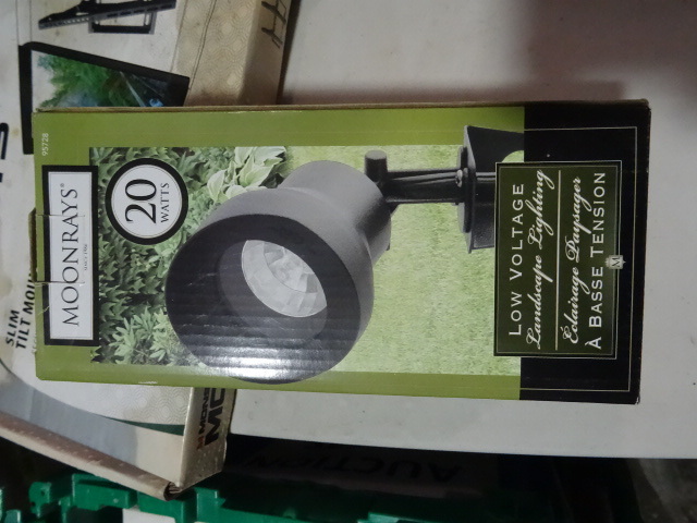 NEW Qty 2 Moonscapes Low Voltage Landscape Light