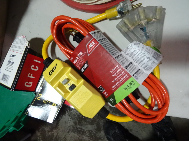 NEW 3 Outlet GFI Power Tap and Qty 1 10 ft extension cord